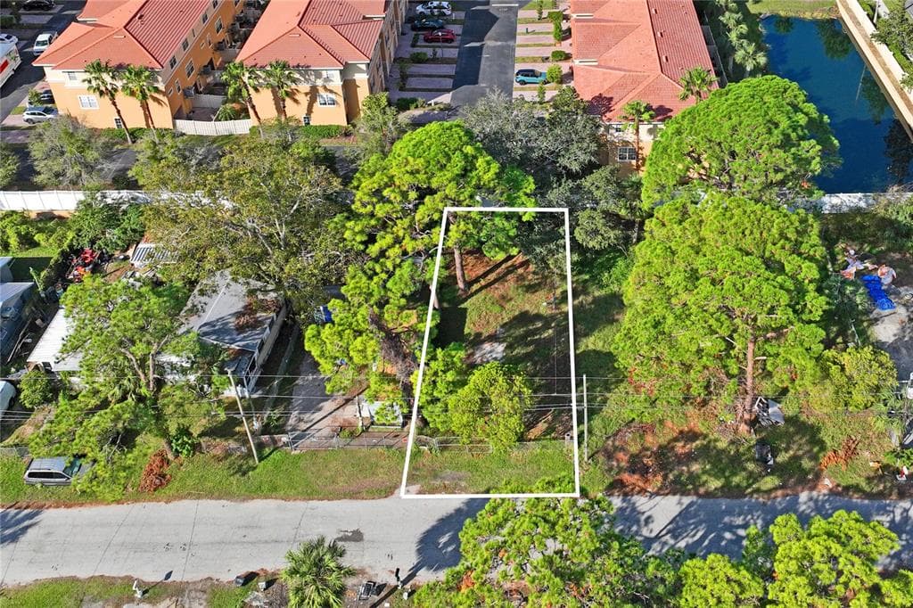 5635 VAN DOREN AVE NEW PORT RICHEY, FL 34652