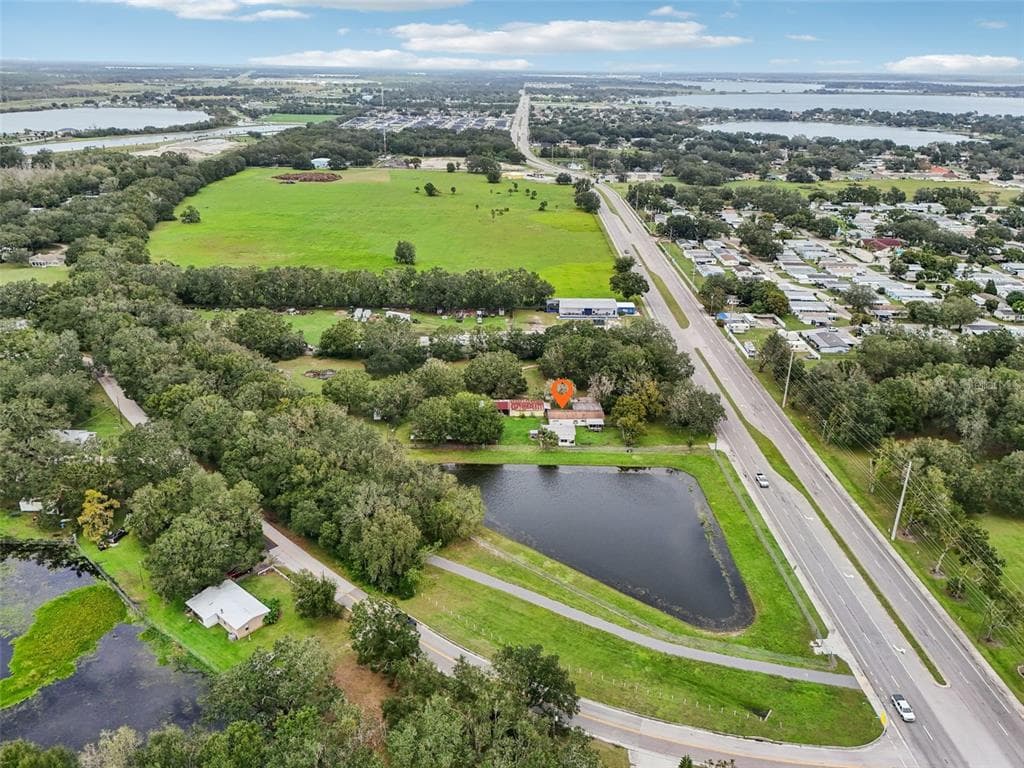 205 MIDDLETON LANE AUBURNDALE, FL 33823