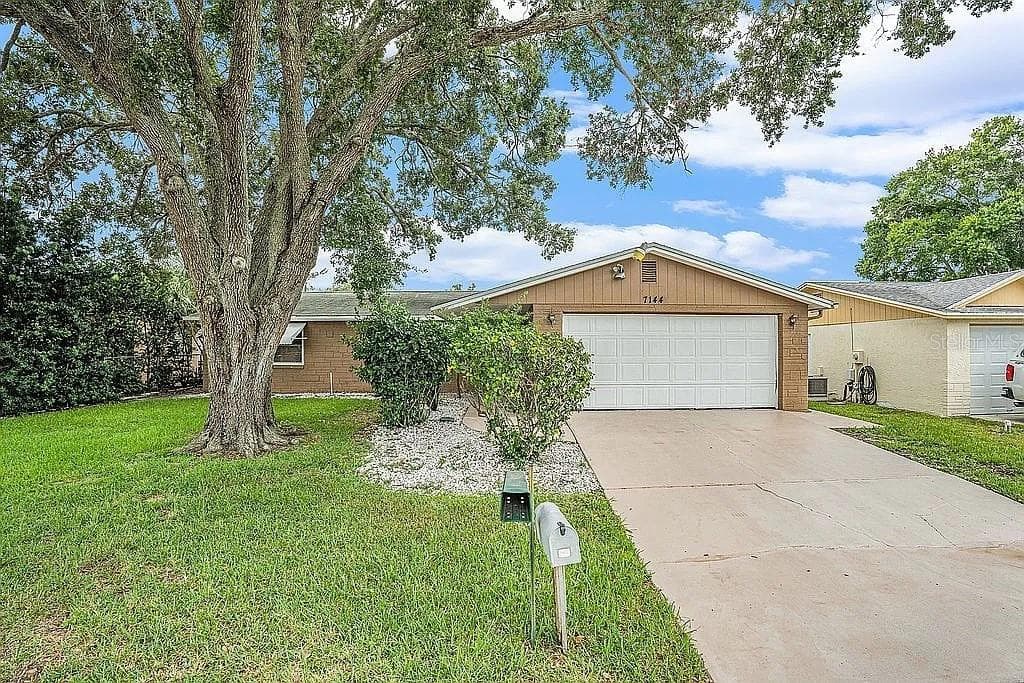 7144 FIRESIDE DRIVE PORT RICHEY, FL 34668