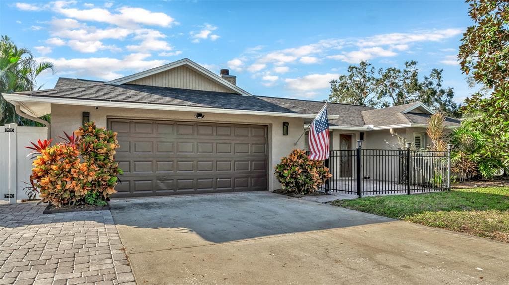 173 FOXCROFT DRIVE E PALM HARBOR, FL 34683