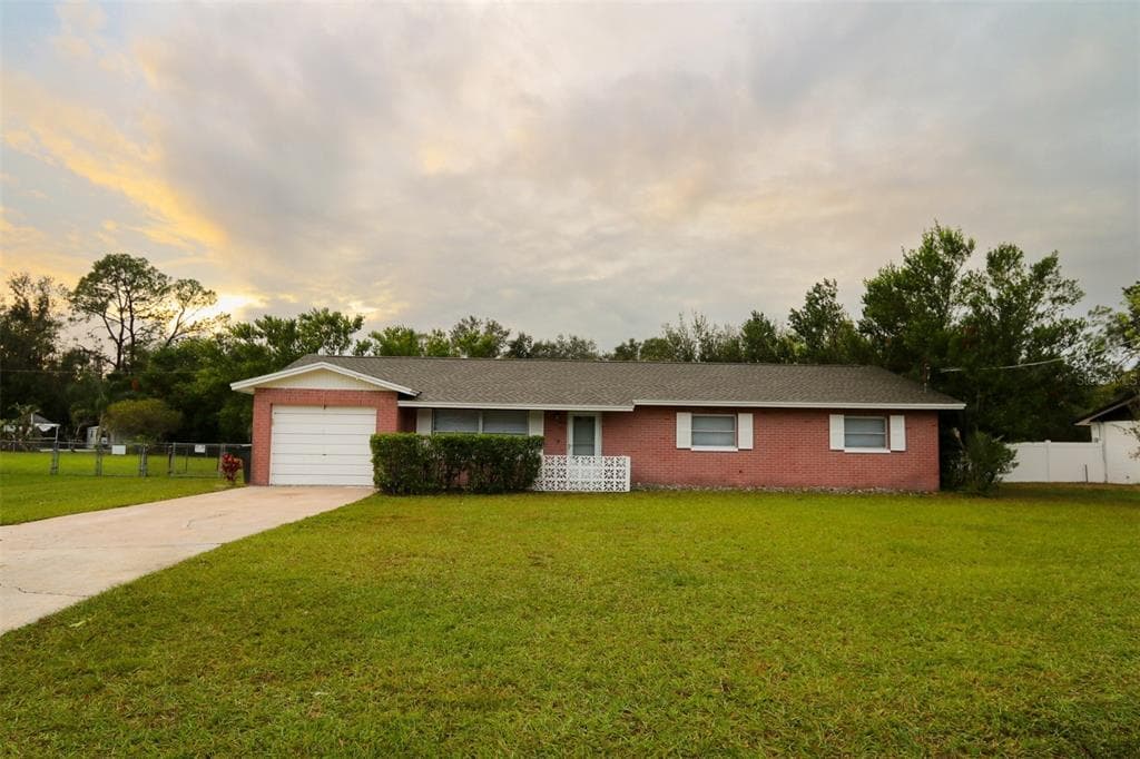 12223 KELLY LANE THONOTOSASSA, FL 33592