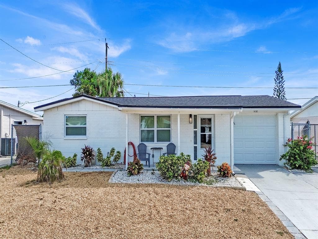 1132 CLAIRBORNE STREET HOLIDAY, FL 34690