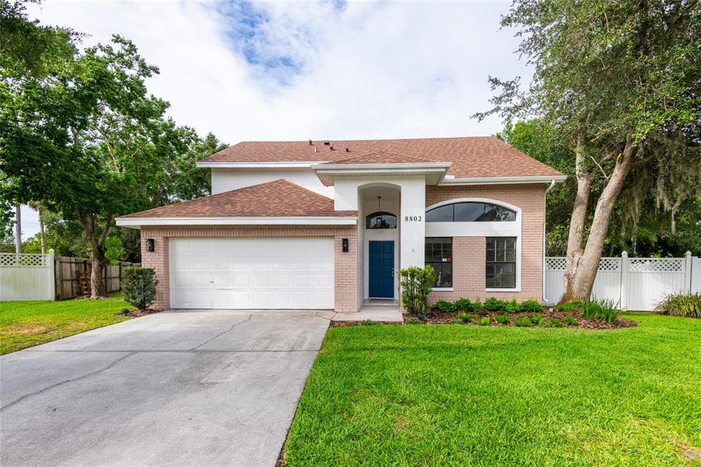8802 FIELDFLOWER LANE TAMPA, FL 33635