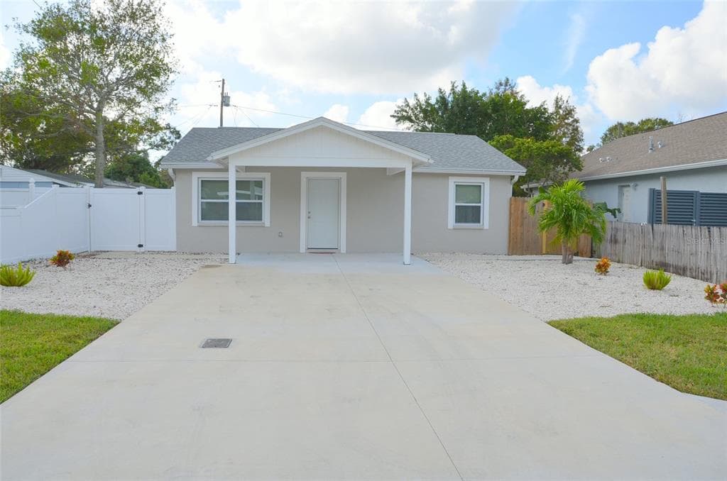 1117 BEVERLY AVENUE LARGO, FL 33770