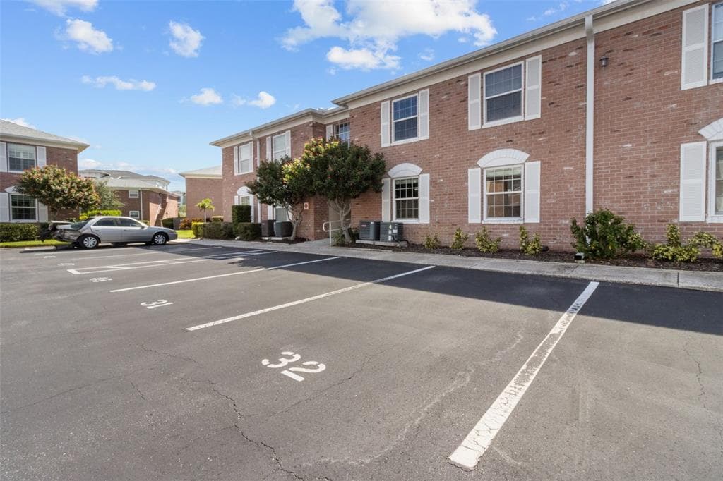 3970 37TH STREET S UNIT 14 ST PETERSBURG, FL 33711
