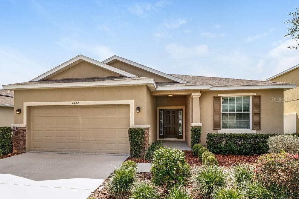 6442 TWIN BRIDGES DRIVE ZEPHYRHILLS, FL 33541