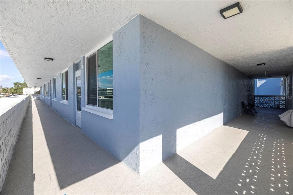 4715 BAY STREET NE UNIT 227 ST PETERSBURG, FL 33703