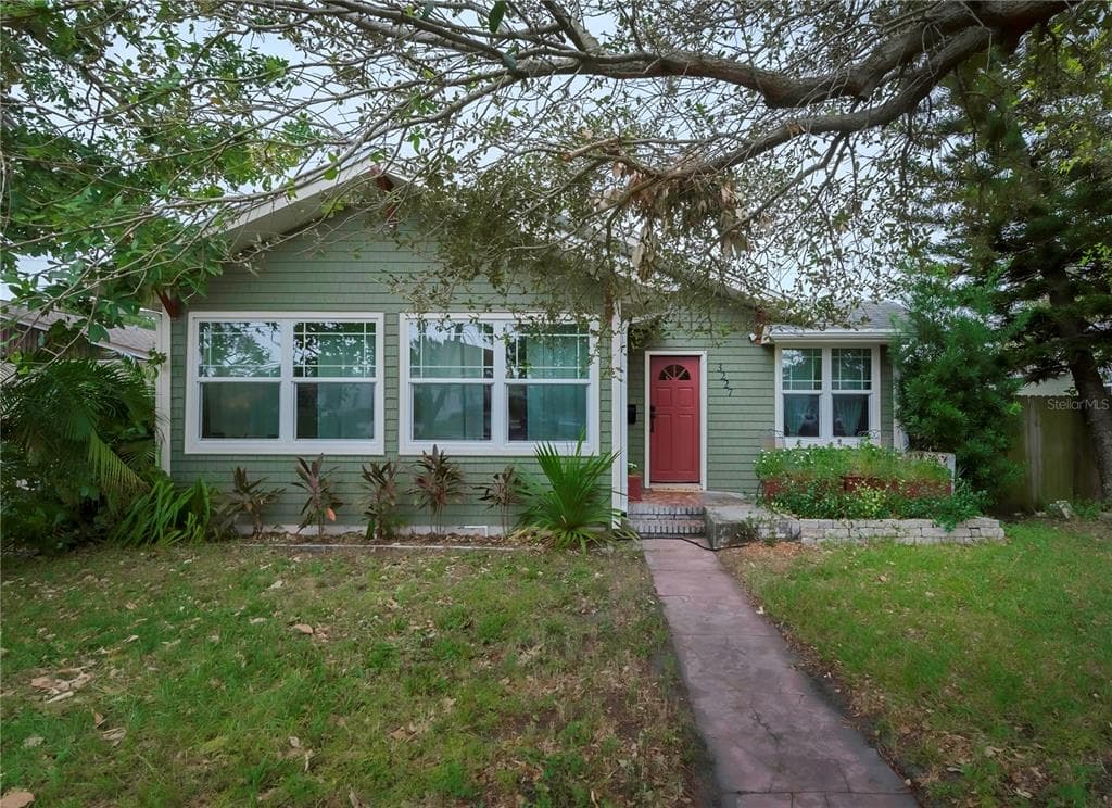 3227 16TH STREET N ST PETERSBURG, FL 33704
