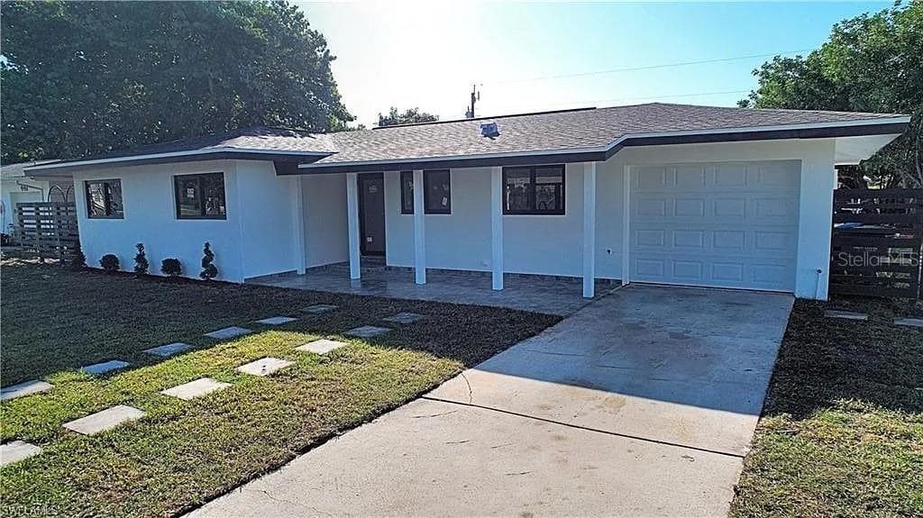 442 EL DORADO PARKWAY E CAPE CORAL, FL 33904