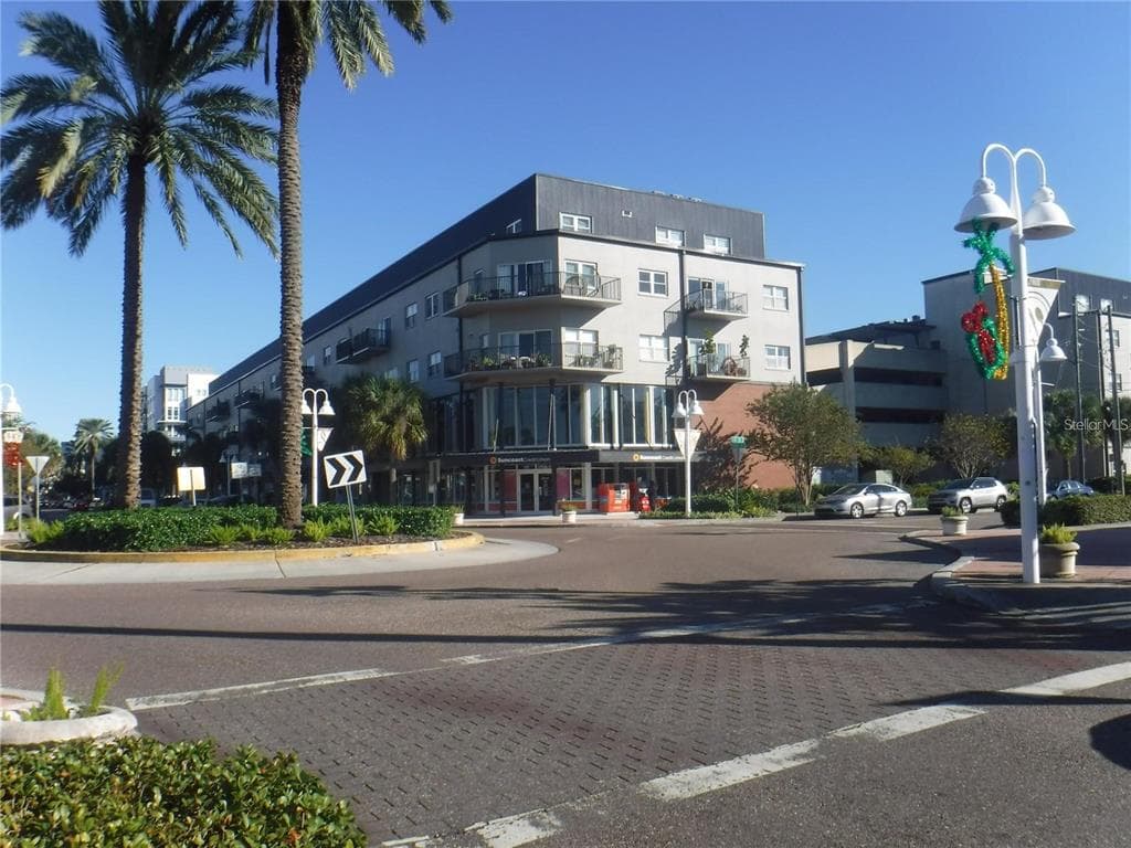 1010 CENTRAL AVENUE UNIT 324 ST PETERSBURG, FL 33705