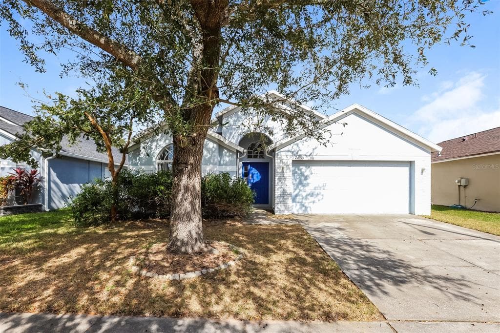 24921 OAKHAVEN COURT LUTZ, FL 33559