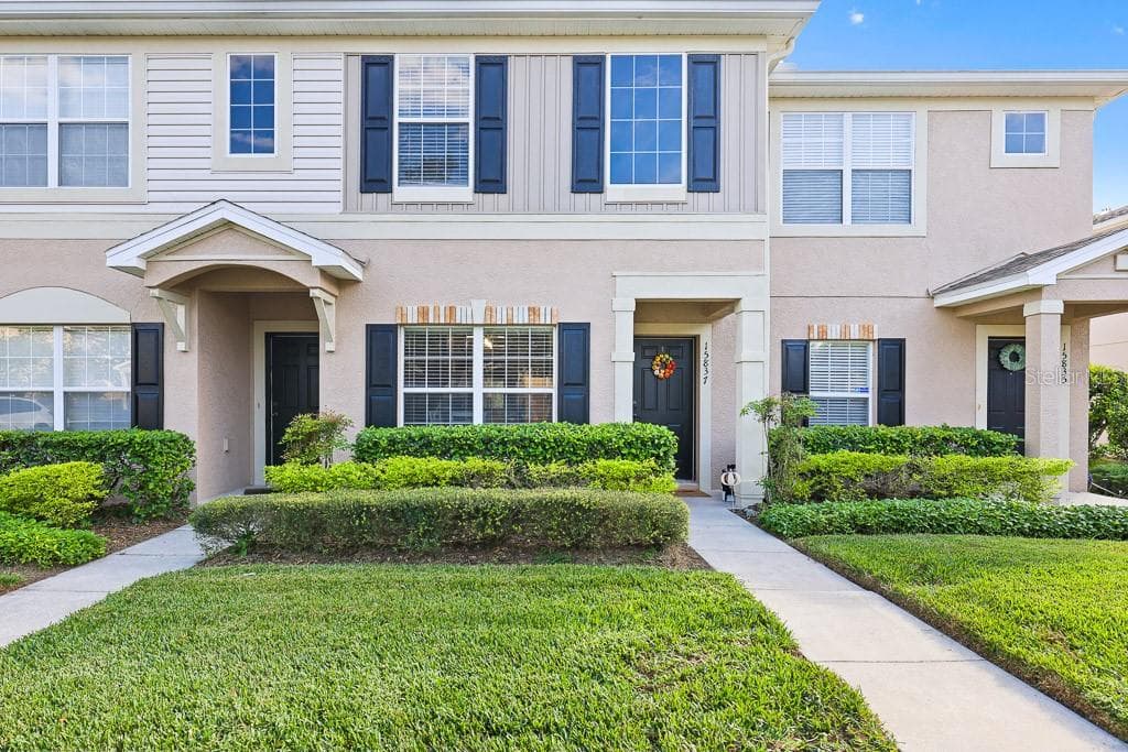 15837 FISHHAWK VIEW DRIVE LITHIA, FL 33547