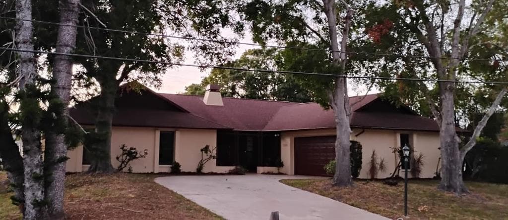 1325 RIVERSIDE DRIVE TARPON SPRINGS, FL 34689