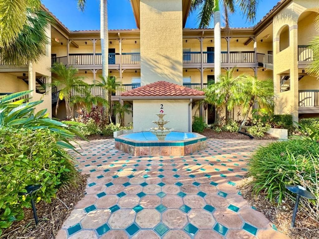 2400 FEATHER SOUND DRIVE UNIT 216 CLEARWATER, FL 33762