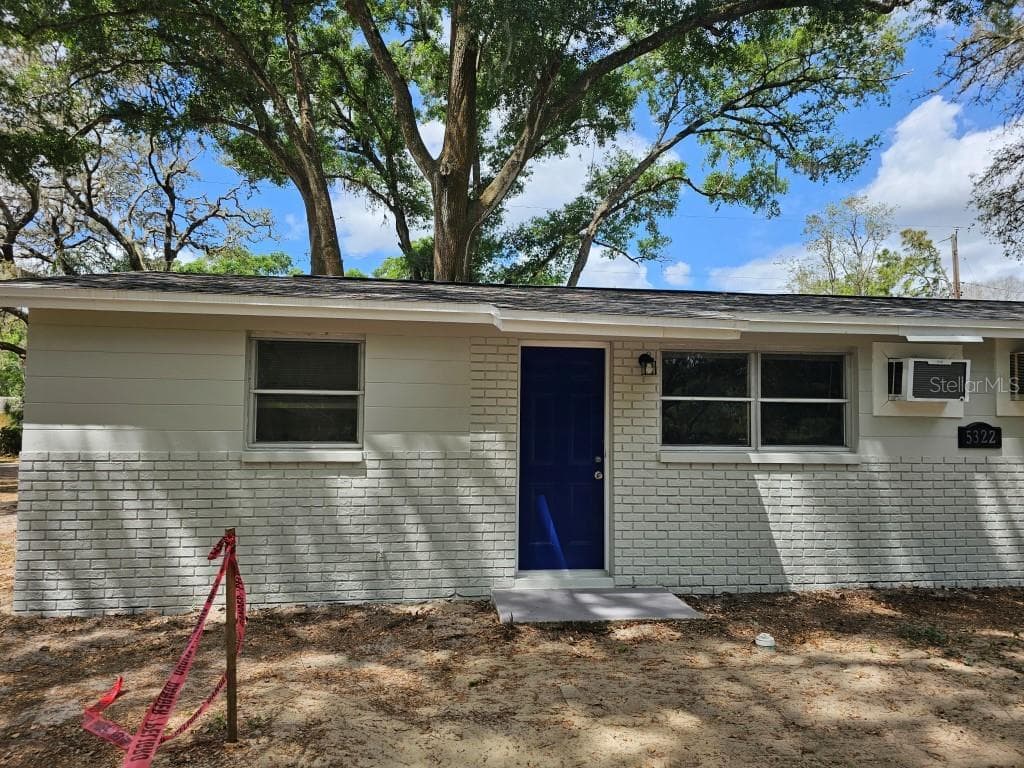 5322 PINE STREET UNIT A SEFFNER, FL 33584