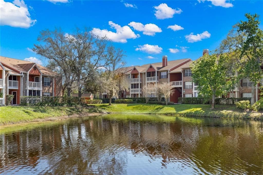 10200 GANDY BOULEVARD N UNIT 1225 (Furnished) ST PETERSBURG, FL 33702