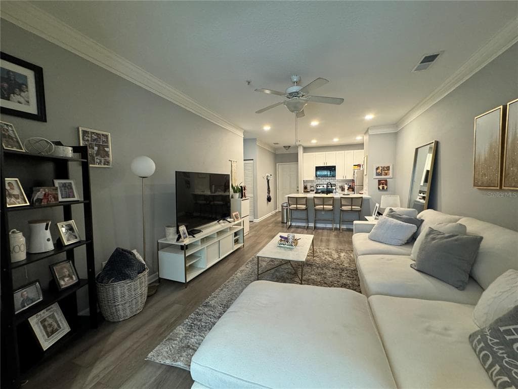 4207 S DALE MABRY HIGHWAY UNIT 10209 TAMPA, FL 33611