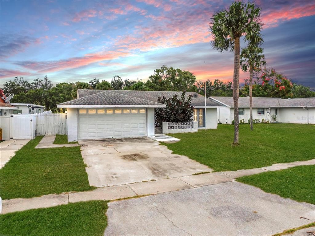 7019 FOUNTAIN AVENUE TAMPA, FL 33634