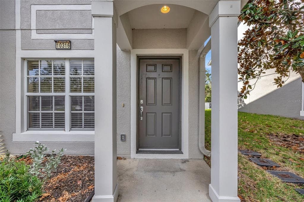 10316 ESTERO BAY LANE TAMPA, FL 33625
