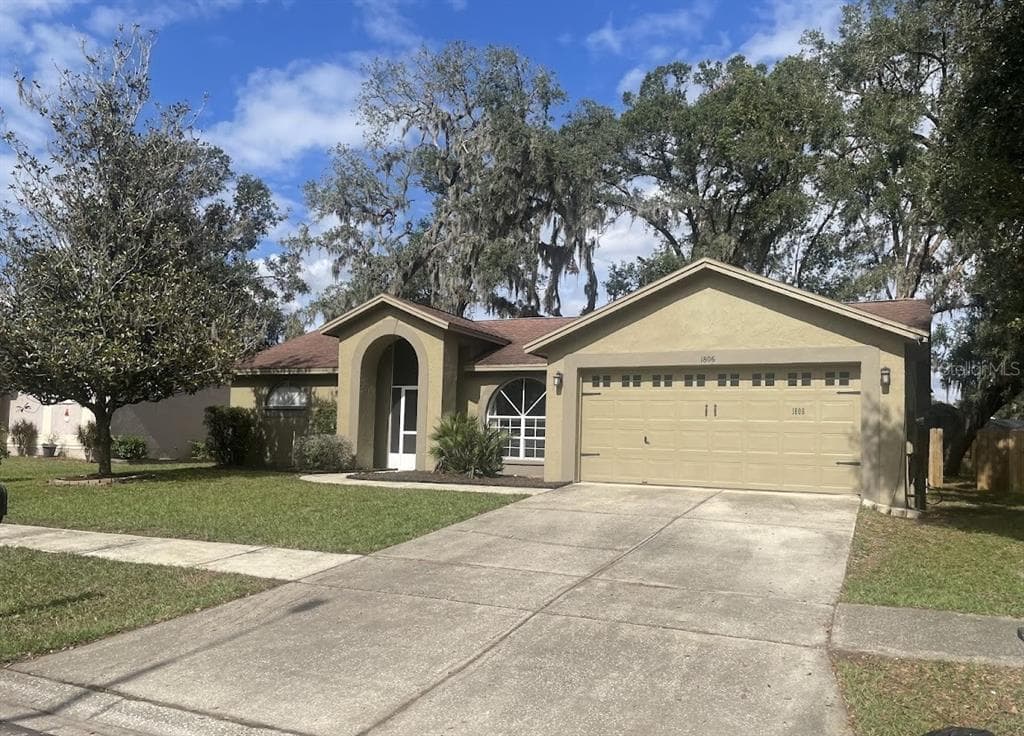 1806 STAYSAIL DRIVE VALRICO, FL 33594