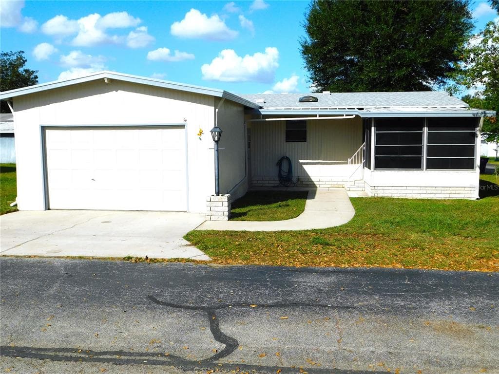 5311 POPPY STREET ZEPHYRHILLS, FL 33541