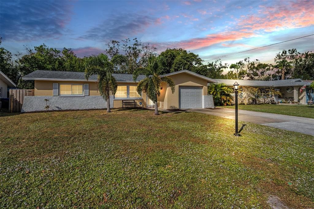 2445 INDIGO DRIVE CLEARWATER, FL 33763