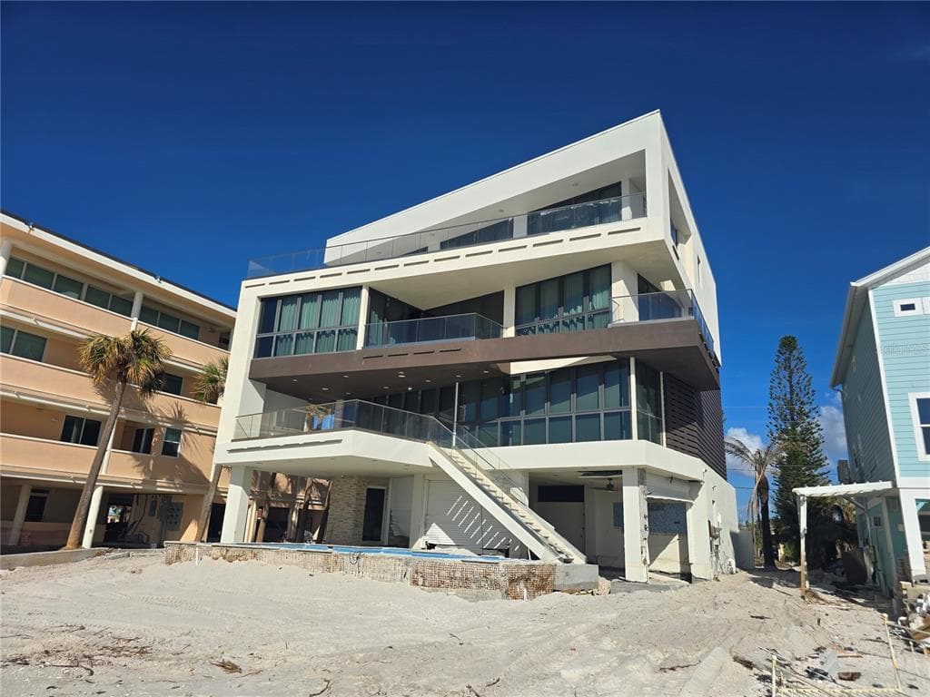 8490 W GULF BOULEVARD TREASURE ISLAND, FL 33706