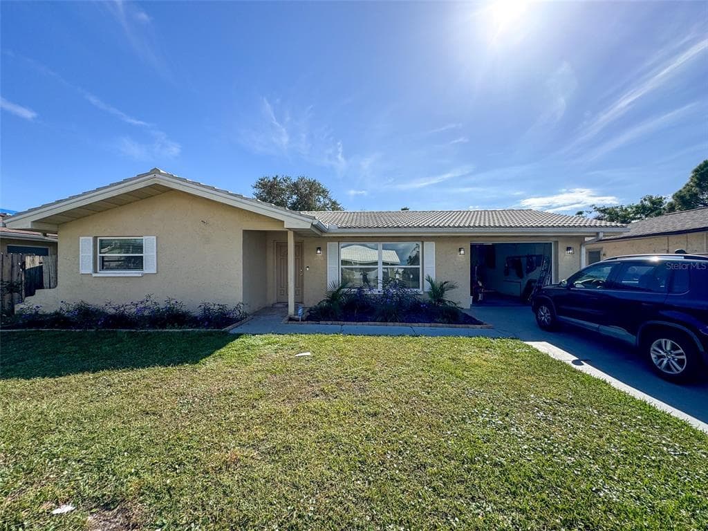 1703 IRONWOOD COURT E OLDSMAR, FL 34677
