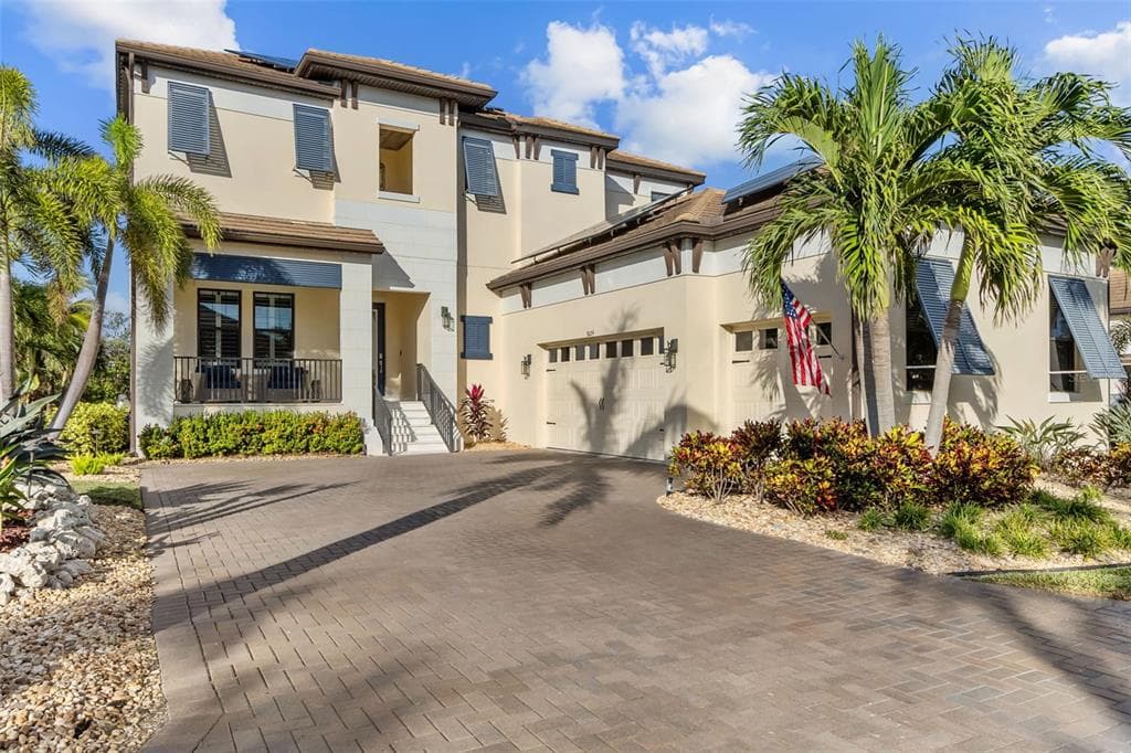 3029 CHRISTOPHERS WATCH LANE RUSKIN, FL 33570