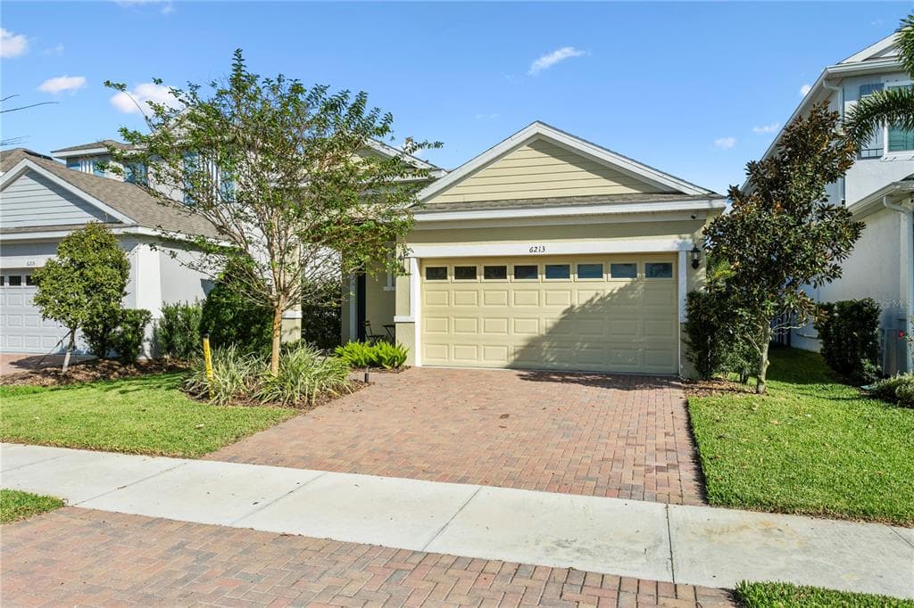 6213 VOYAGERS PLACE APOLLO BEACH, FL 33572
