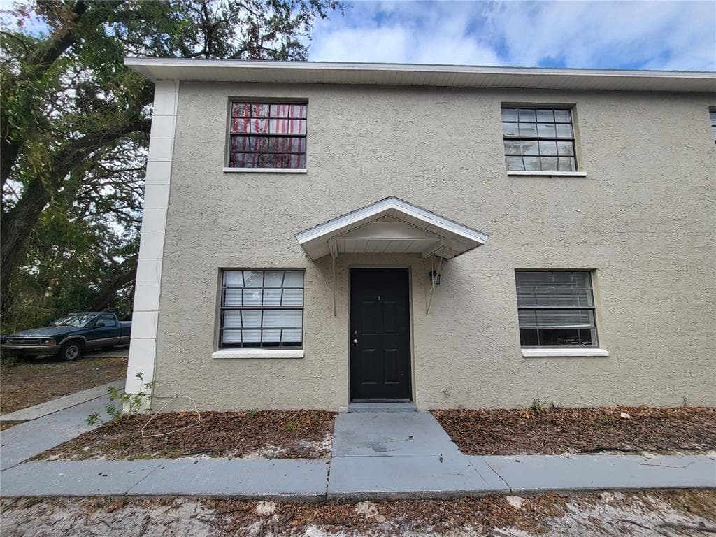 2120 W COMANCHE AVENUE UNIT B TAMPA, FL 33603