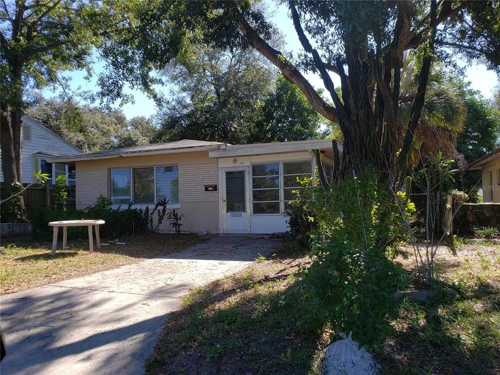 5532 6TH AVENUE N ST PETERSBURG, FL 33710