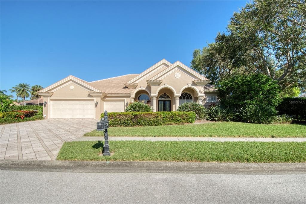 12745 PELORIA COURT SEMINOLE, FL 33778
