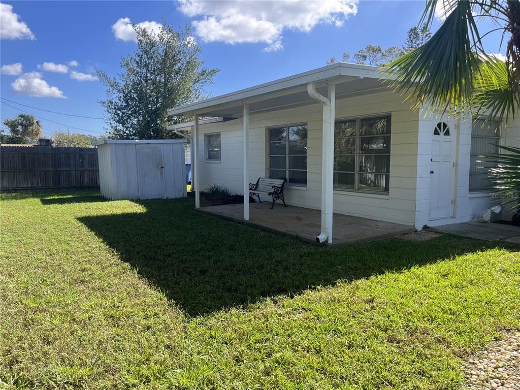 5893 32ND AVENUE N ST PETERSBURG, FL 33710