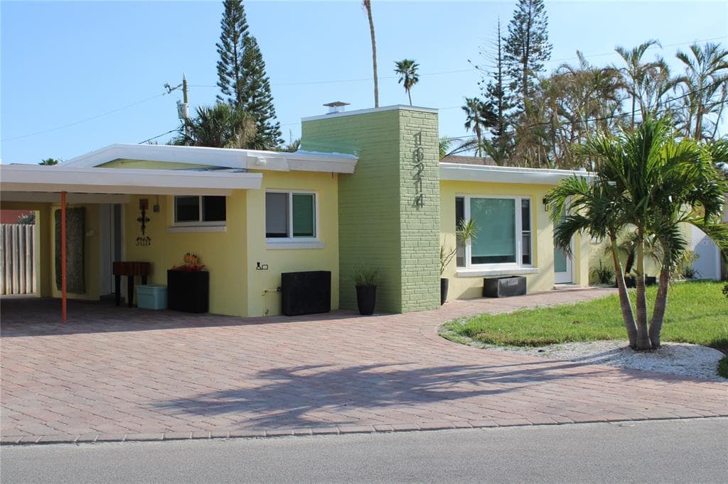 16214 REDINGTON DRIVE REDINGTON BEACH, FL 33708