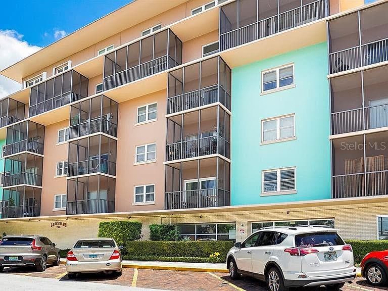 750 BURLINGTON AVENUE N UNIT 3H ST PETERSBURG, FL 33701