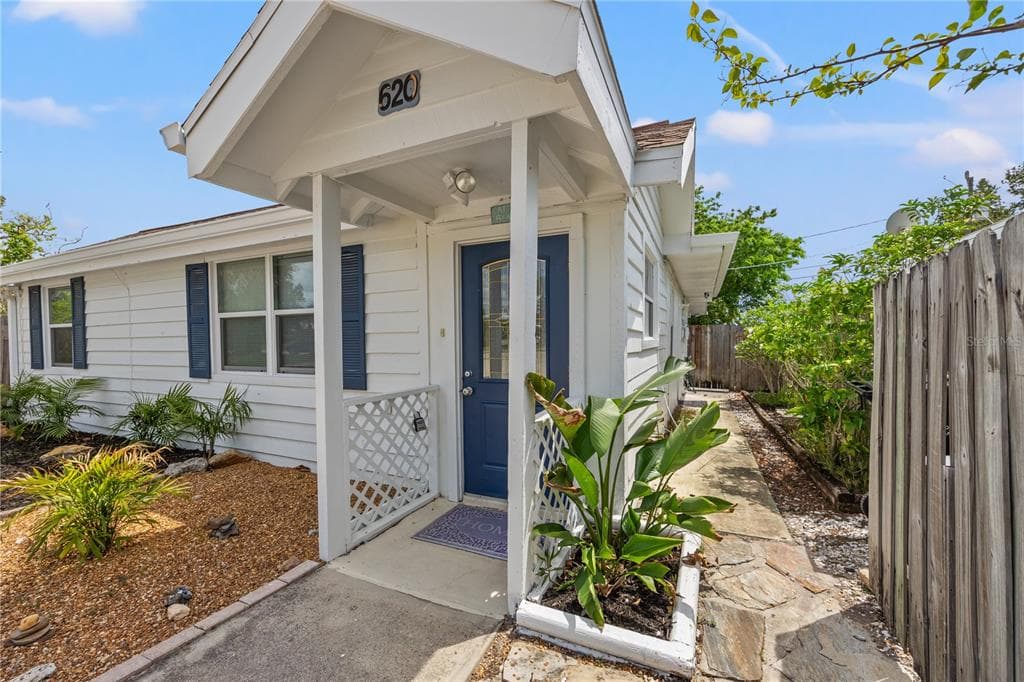 620 GOLF DRIVE VENICE, FL 34285