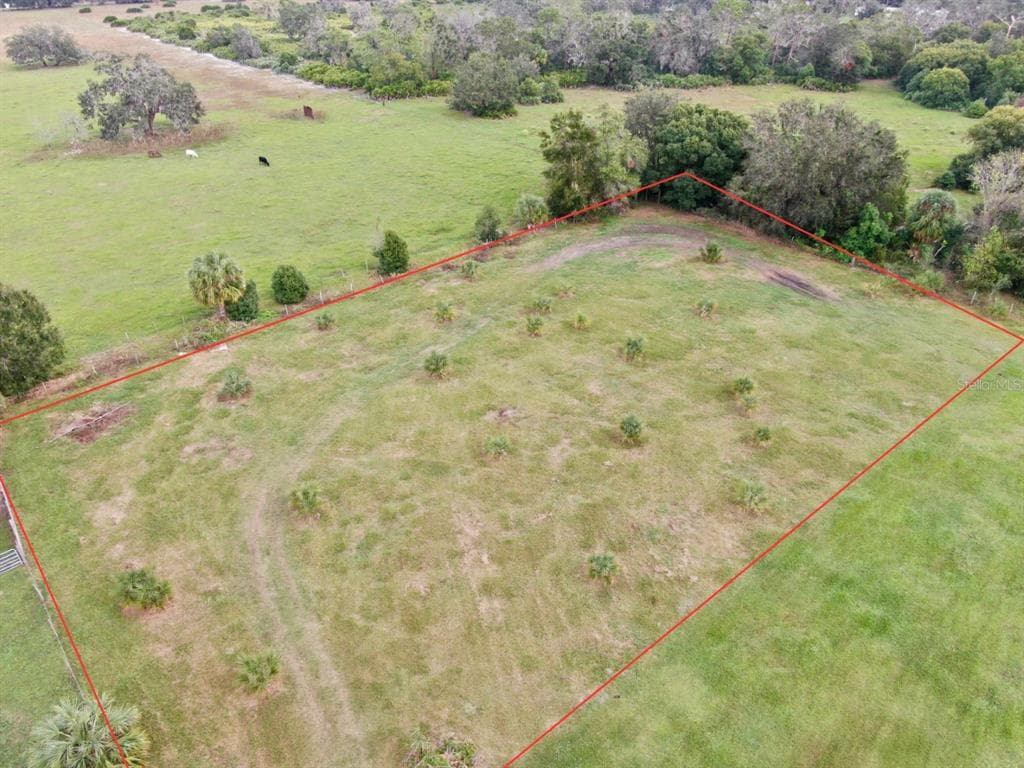 5728 MASTON GROVE LANE DOVER, FL 33527