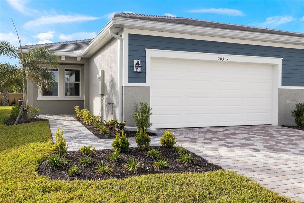 20345 SYMPHONY PLACE VENICE, FL 34293
