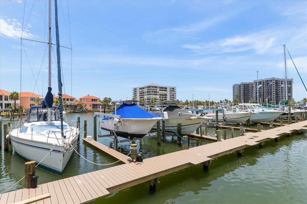 1621 GULF BOULEVARD UNIT 107 CLEARWATER, FL 33767