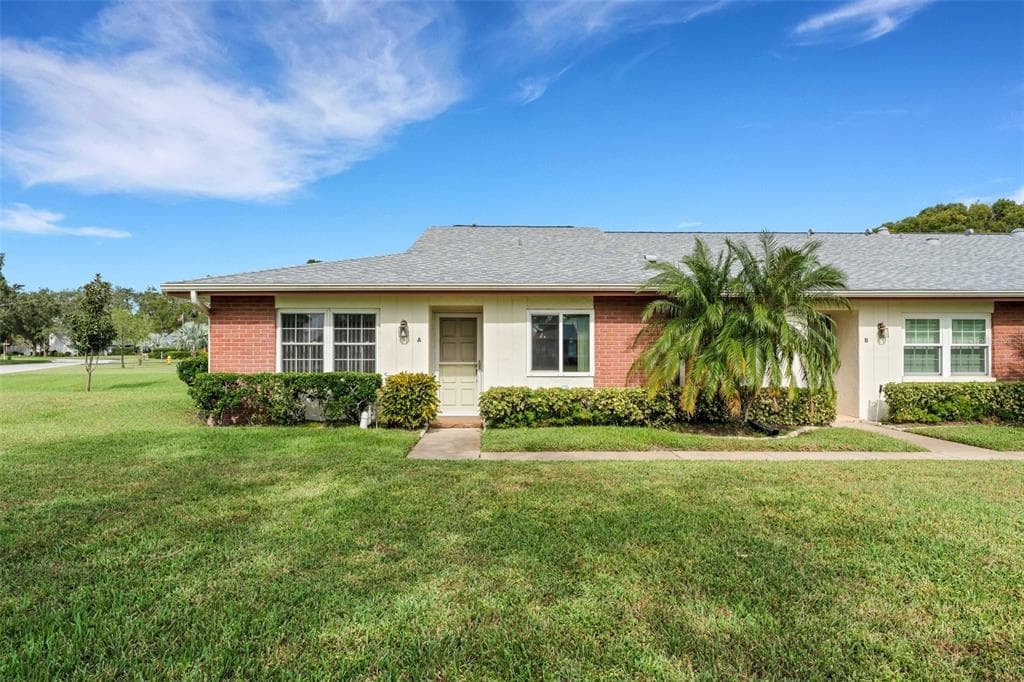 3430 STONEHAVEN COURT E UNIT A PALM HARBOR, FL 34684