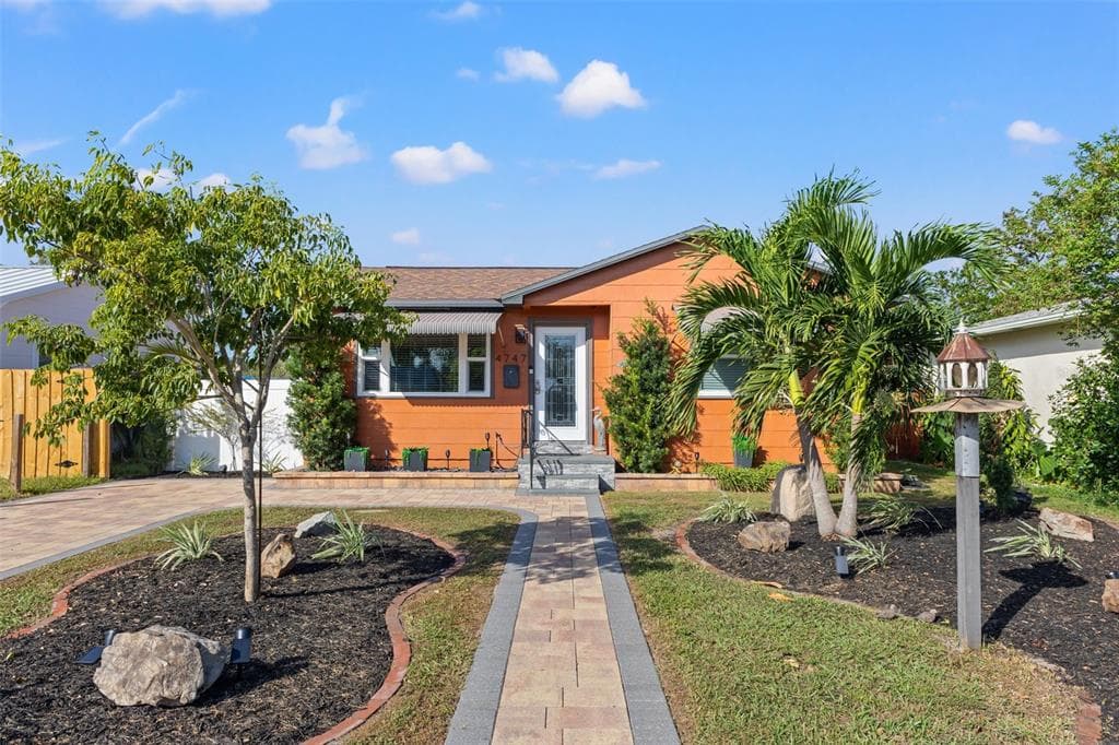 4747 20TH AVENUE N ST PETERSBURG, FL 33713