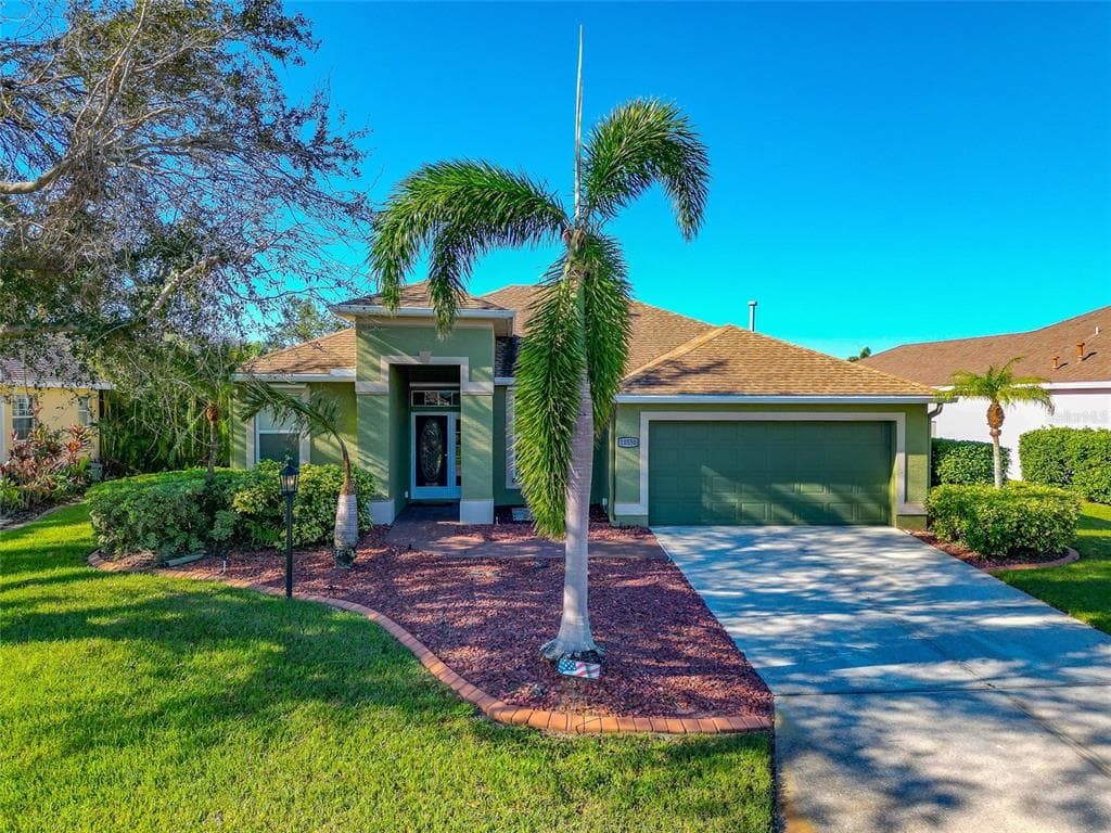 10550 OLD GROVE CIRCLE BRADENTON, FL 34212