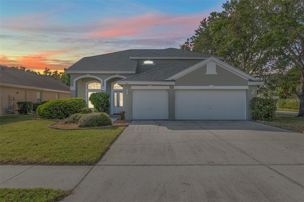 508 BRIDLE PATH WAY TARPON SPRINGS, FL 34688