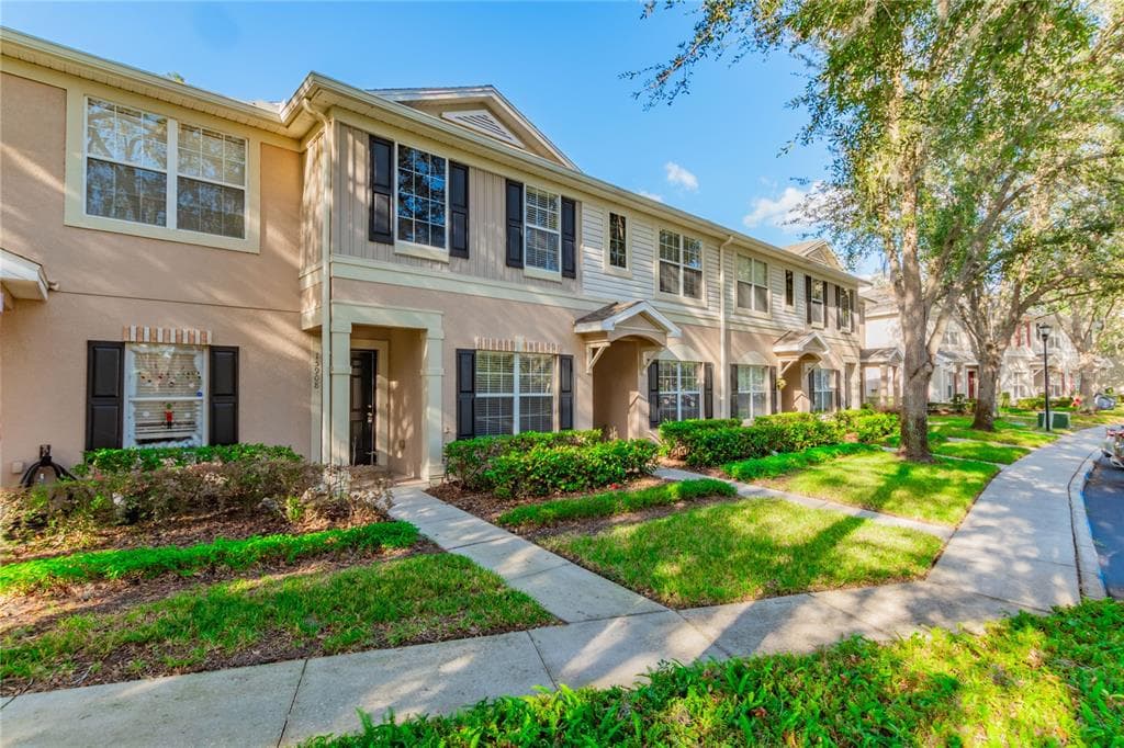 15908 FISHHAWK CREEK LANE LITHIA, FL 33547