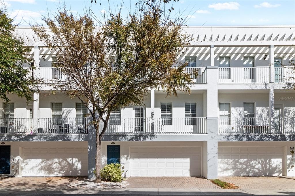 4519 BAY SPRING COURT TAMPA, FL 33611