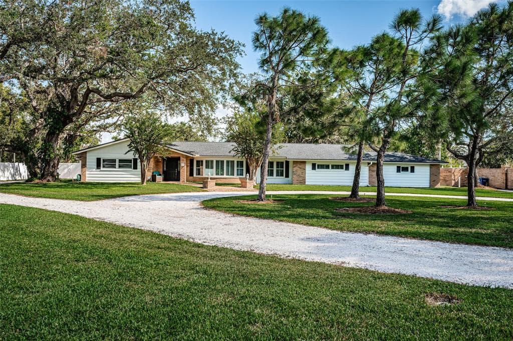 1835 S KEENE ROAD CLEARWATER, FL 33756