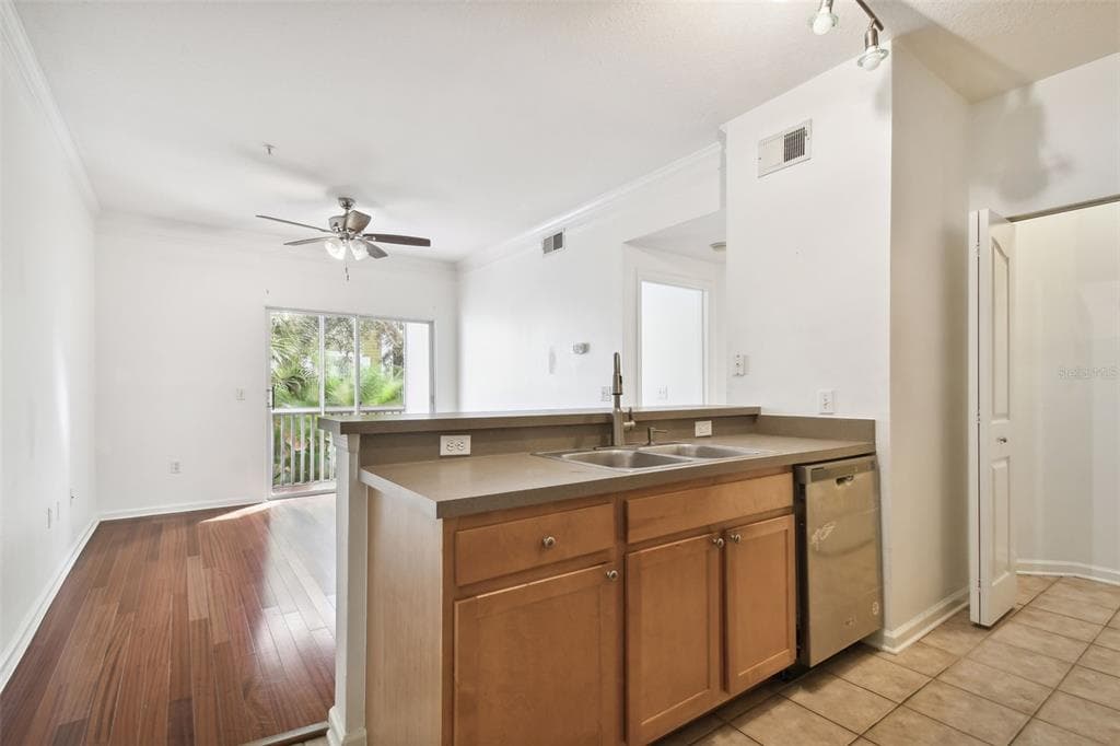 4207 S DALE MABRY HIGHWAY UNIT 6208 TAMPA, FL 33611