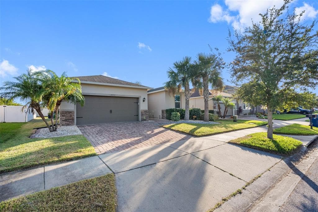 12212 LAKE BOULEVARD NEW PORT RICHEY, FL 34655