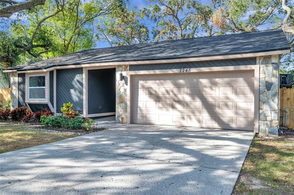 2248 CYPRESS POINT DRIVE W CLEARWATER, FL 33763